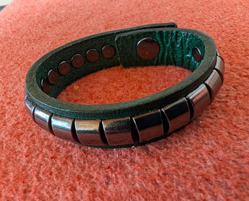 Grünes lederarmband mit - grünes,